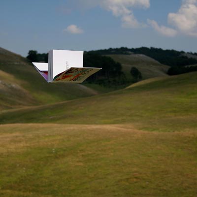 We Love Flying Art Books - izložba